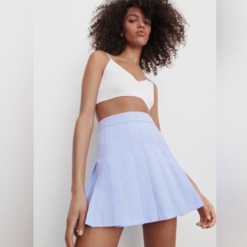 NWT Zara Pinstripe Box Pleat Mini Skirt Size Medium